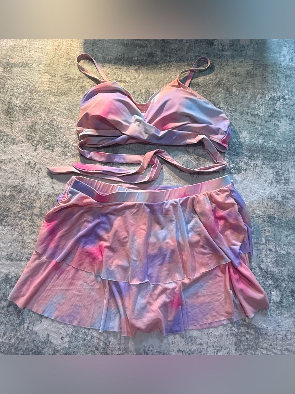 Womens Tie Dye 3 Piece Swim Bikini W/ Optional Skirt- Tagged 4XL but fits XL/1X